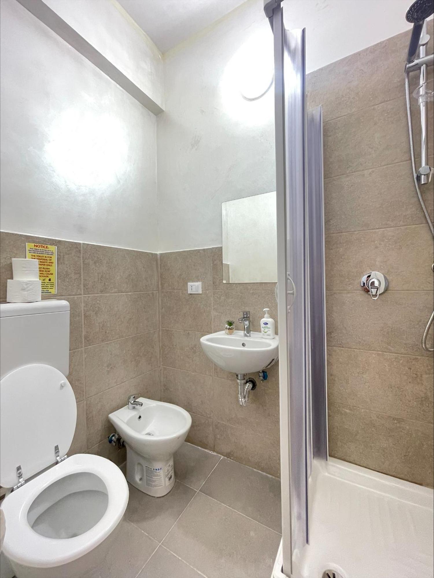 Romoli Rooms And Suites Extérieur photo